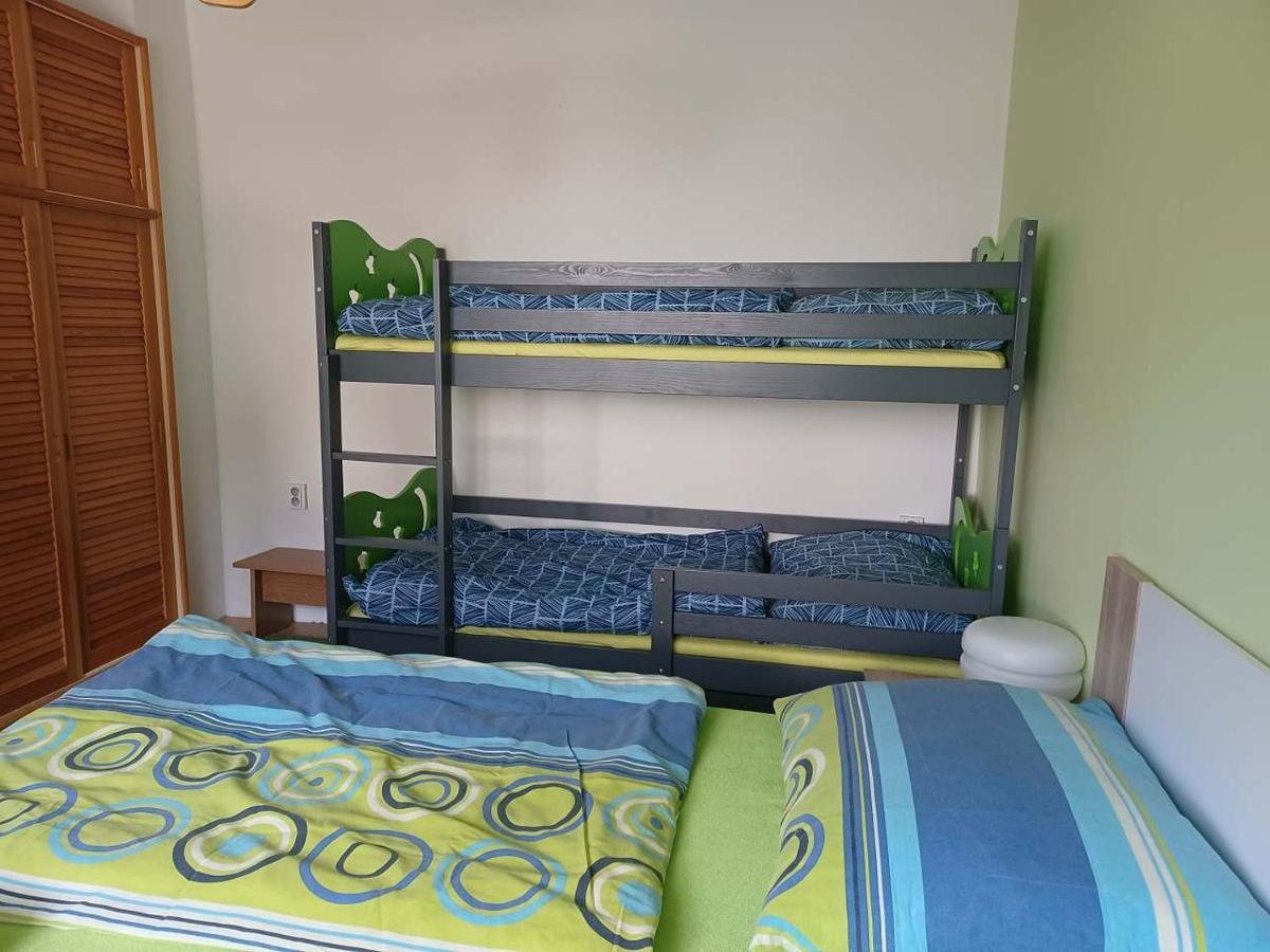 Apartmany U Vleku การ์โลวา สตูดังกา ภายนอก รูปภาพ